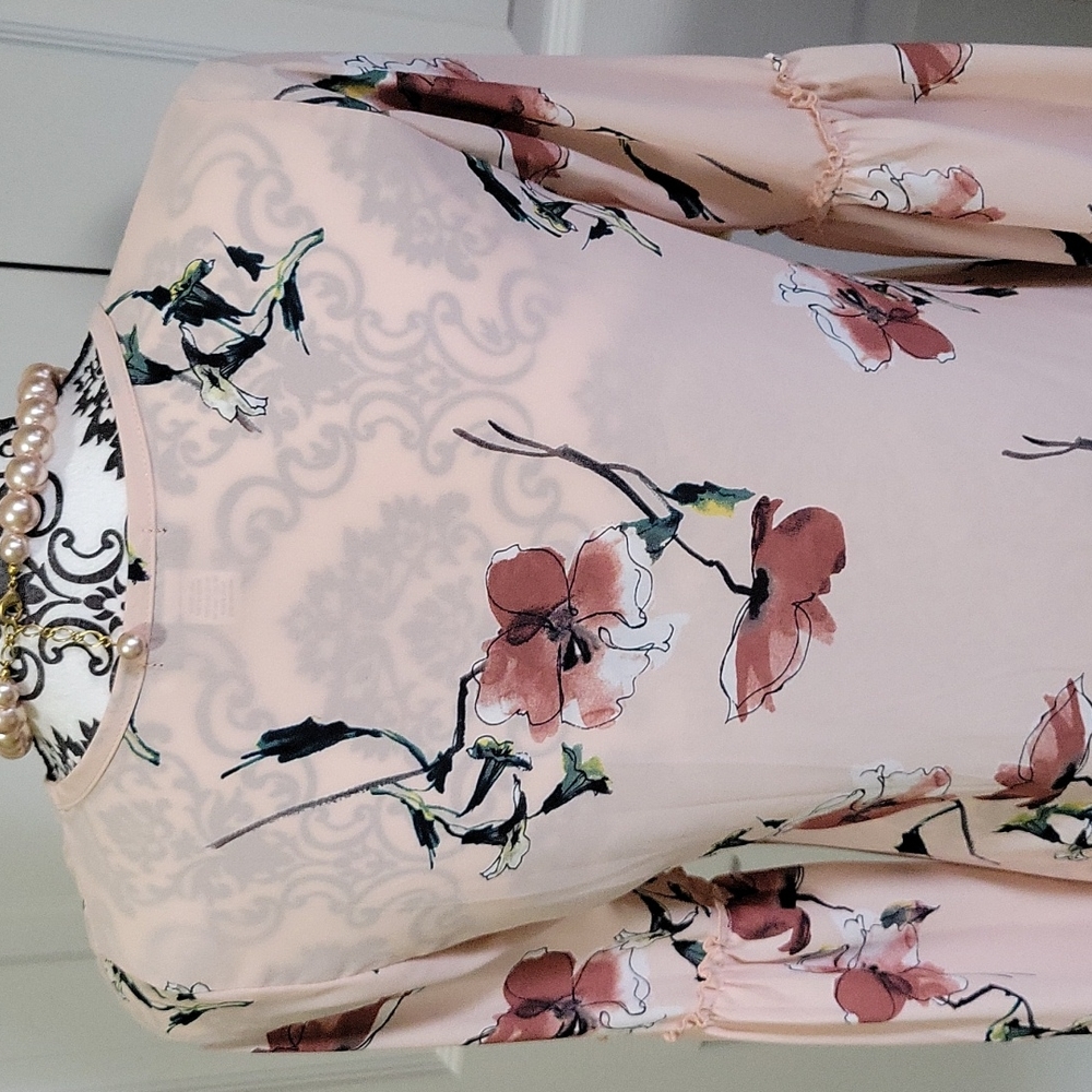 Blouse - Picture 6 of 6
